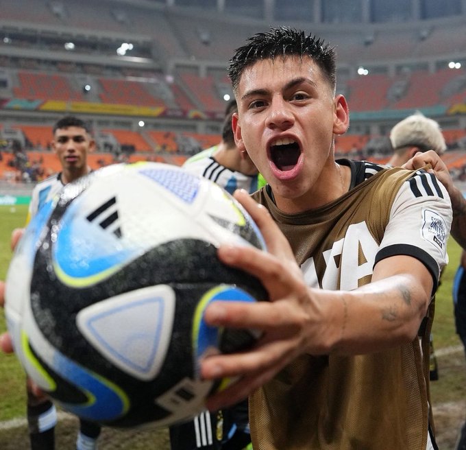 Biggest talents in the world are now choosing us over Barca
Alot of things are changing, but they cannot accept it
LittleCiteh Strikers Again!