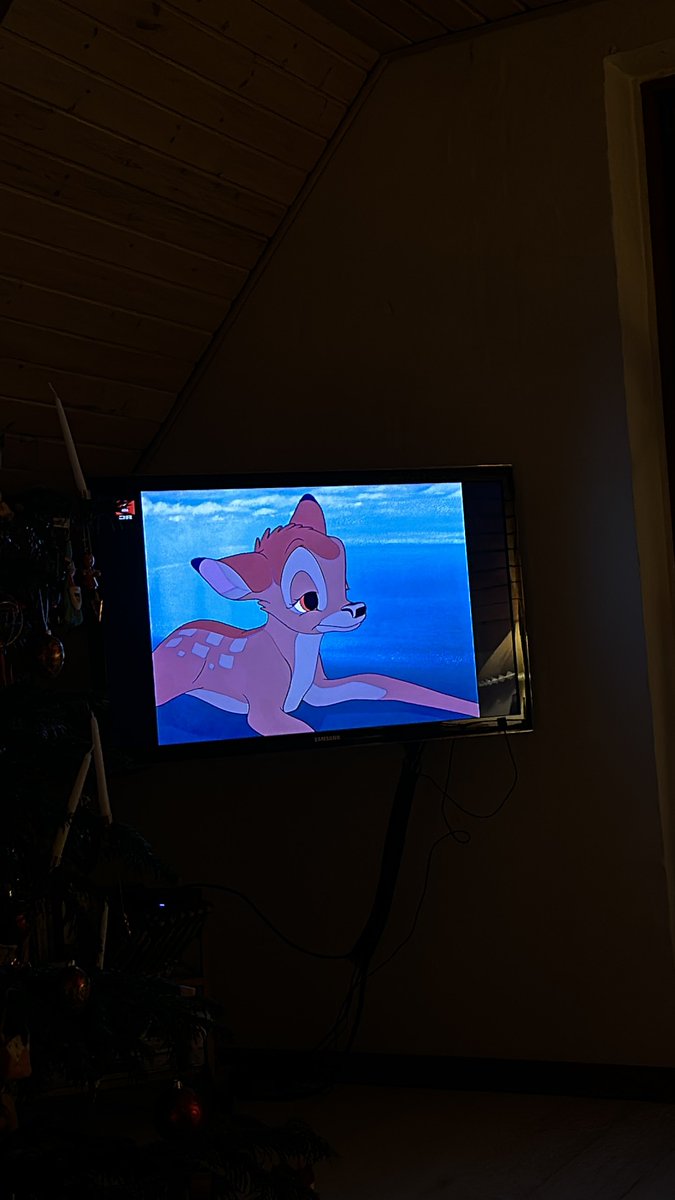 I wonder how many people still watch Disneys Juleshow, I believe it’s not only Denmark that airs it every Christmas