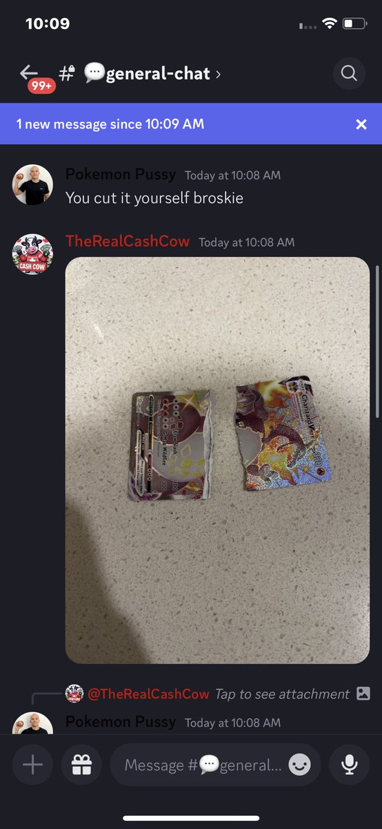 visionsito_'s tweet photo. Be careful for this guy @RealCashCow15 just scammed me $80 in an exchange 
( item sent to his house and never received money ) 

Photos below  

Proceeds to cut the card up for 0 reason… be safe who you trust even if they are streamers…

Rt  will choose two person to win $5 https://t.co/X1FPpwIvfF