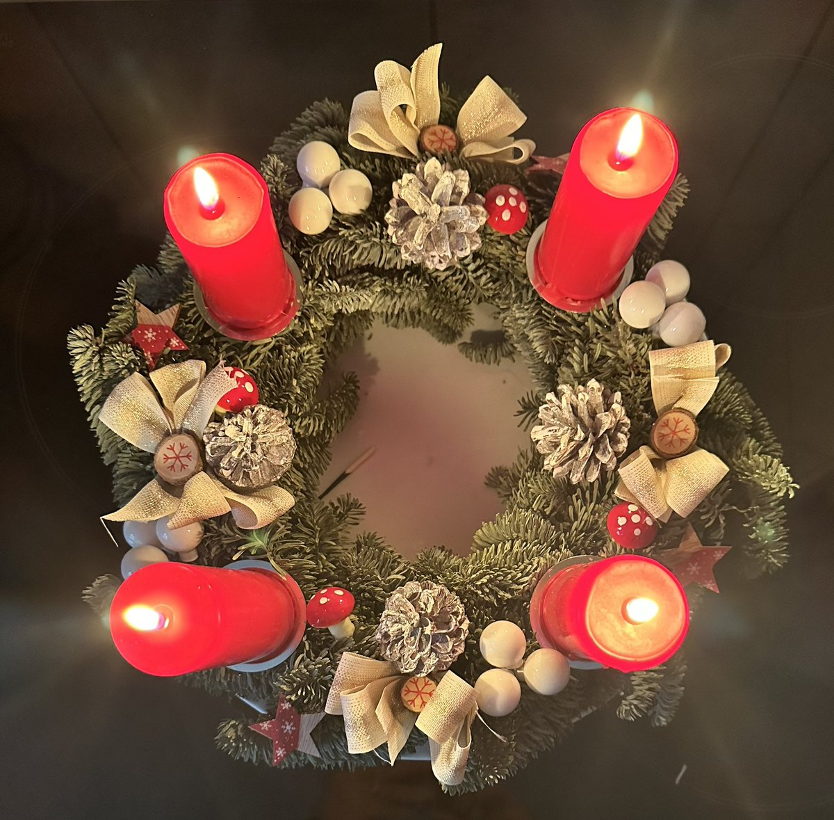 _LaPaillette tweet media