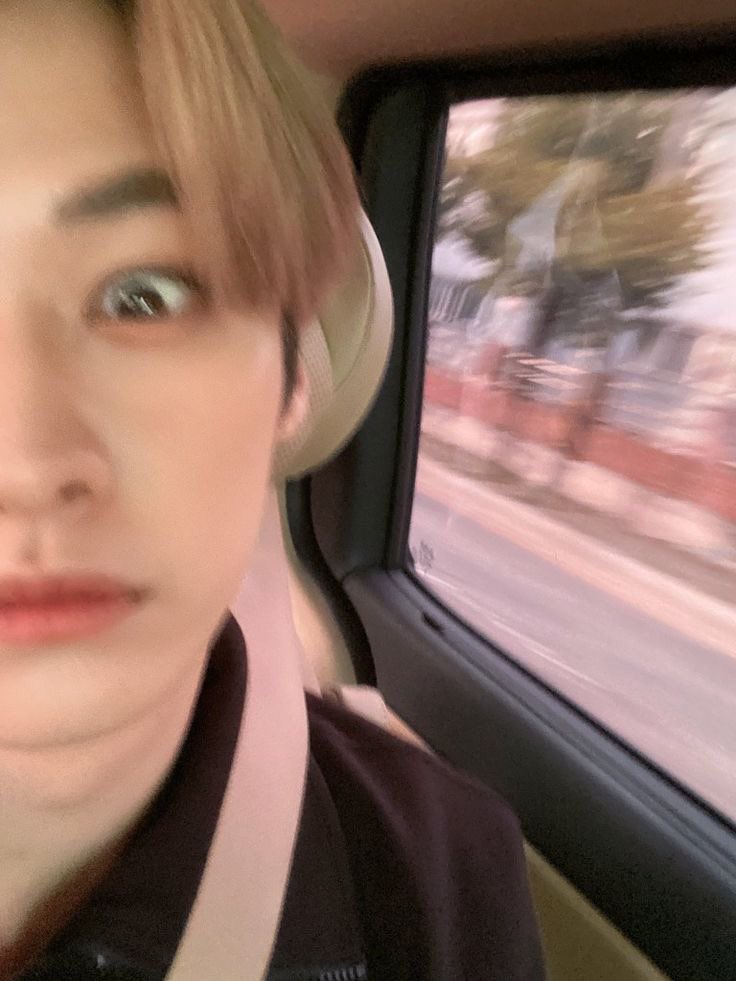 jule ˖★🎸🎧⋆｡ °⋆ tweet media