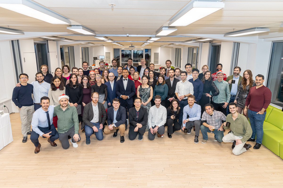 MaulideGroup (@maulidelab) on Twitter photo Merry Christmas! šAmidst the pursuit of high-impact papers/grants, letās remember what truly illuminates academia: the minds we are allowed to shape. From undergrads to Postdocs, each person is a spark we ignite. Hereās to the next generation of thinkers. š <a href="/univienna/">UniversitƤt Wien</a> #nunopost Merry Christmas! šAmidst the pursuit of high-impact papers/grants, letās remember what truly illuminates academia: the minds we are allowed to shape. From undergrads to Postdocs, each person is a spark we ignite. Hereās to the next generation of thinkers. š <a href="/univienna/">UniversitƤt Wien</a> #nunopost