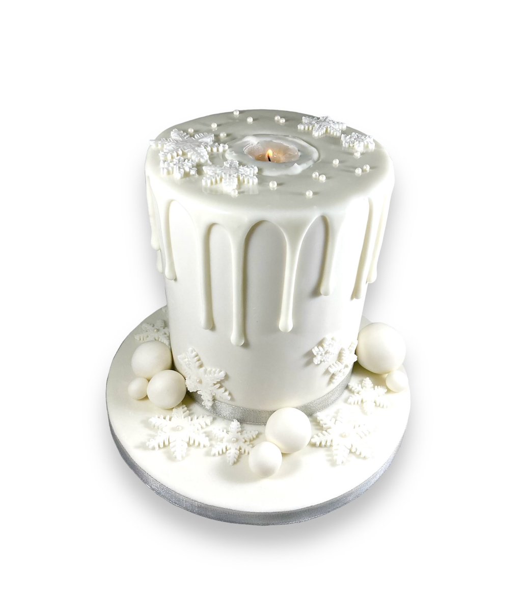 That’s the last Christmas cake delivered for another year! Wishing you all a very Merry Christmas! 🎄 xx