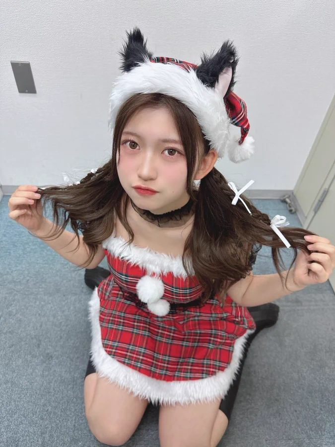 Asian girl Christmas costume