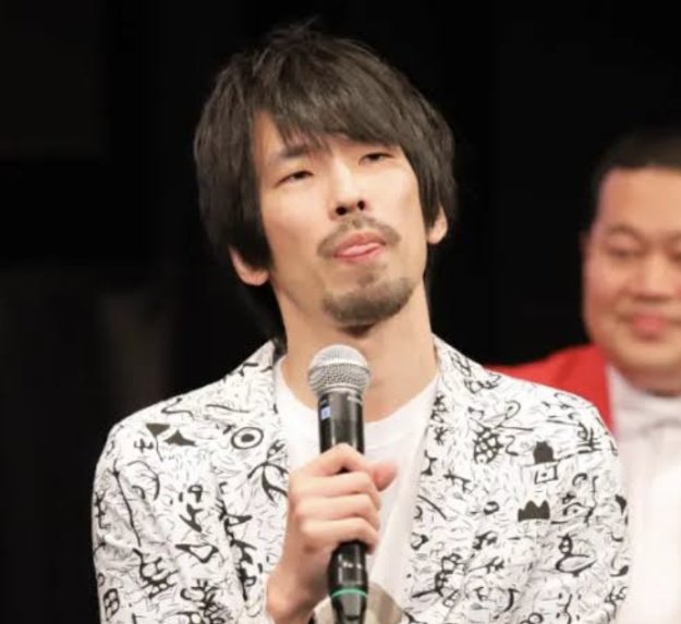 s_ixk's tweet photo. 真空ジェシカの川北さんになんかいつも既視感あったけどおじゃる丸の宇宙人に似てるんだわ https://t.co/fFjhaVv7Sa