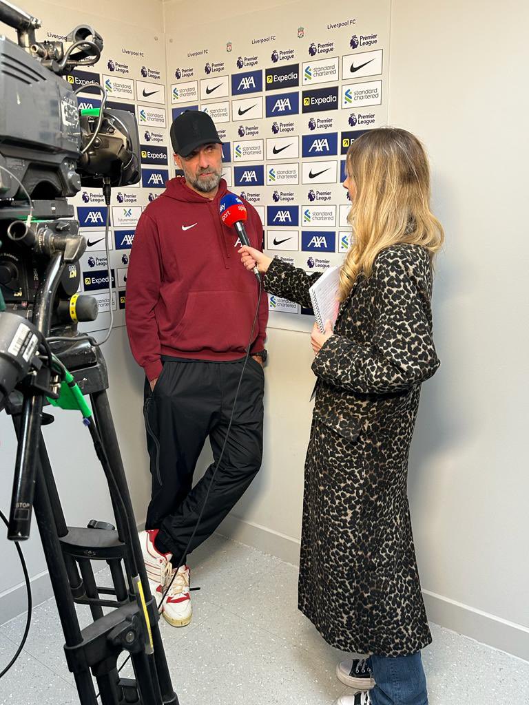 EBilobrk's tweet photo. First time field reporting on the @premierleague made even more special with a fellow 🇭🇷🇩🇪 by my side. In the words of Jürgen #Klopp : Wow wow wow! What an incredible game, both #LIVARS will be happy to have bagged a point 😄 https://t.co/MmBkv4bNNF