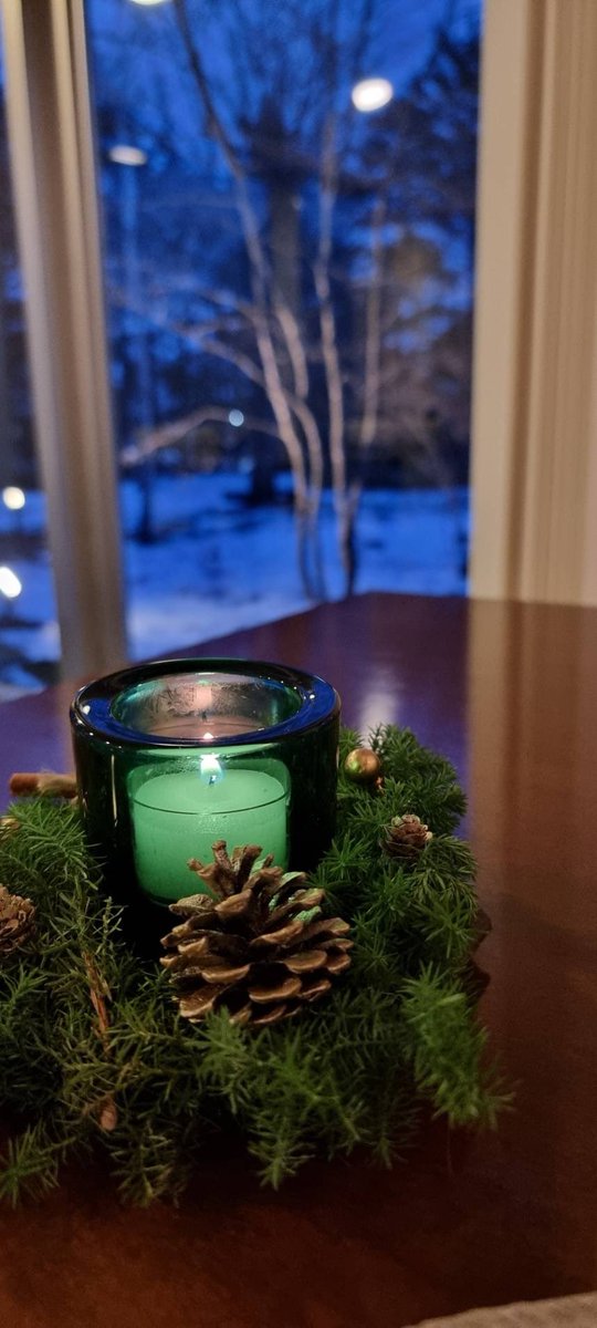 kusatsuyoitoko's tweet photo. メリークリスマス🎄
雪が降り、草津は #ホワイトクリスマス ❄️
キャンドルの灯に、皆様の幸福と平和を願って🕊️

#クリスマス #christmas #キャンドル #ホテルクアビオ #クアビオ #草津温泉 #温泉 #hotelkurbio #kurbio https://t.co/gVg9YYKM7M