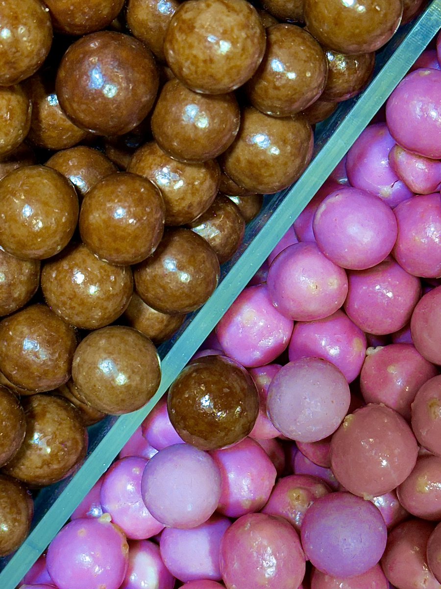 💥 New Drop 💥

#9 (Collection “Point of View”)

10/10 available 
4 XTZ

✨ Two important things in life: the ability to move towards the others and the ability to welcome the others ✨

objkt.com/asset/KT1VbwY3…
#NFTCollection #nftphotography #NFT