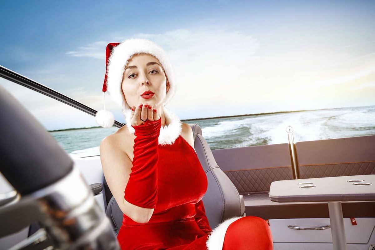 Frohe Weihnachten an all unsere Kunden, Partner und Freunde. Wir danken für ein tolles Jahr mit euch und freuen uns bereits heute auf 2024. 

In diesem Sinne einen guten Rutsch ins neue Jahr. 
Wir sehen uns spätestens auf der BOOT in Düsseldorf.