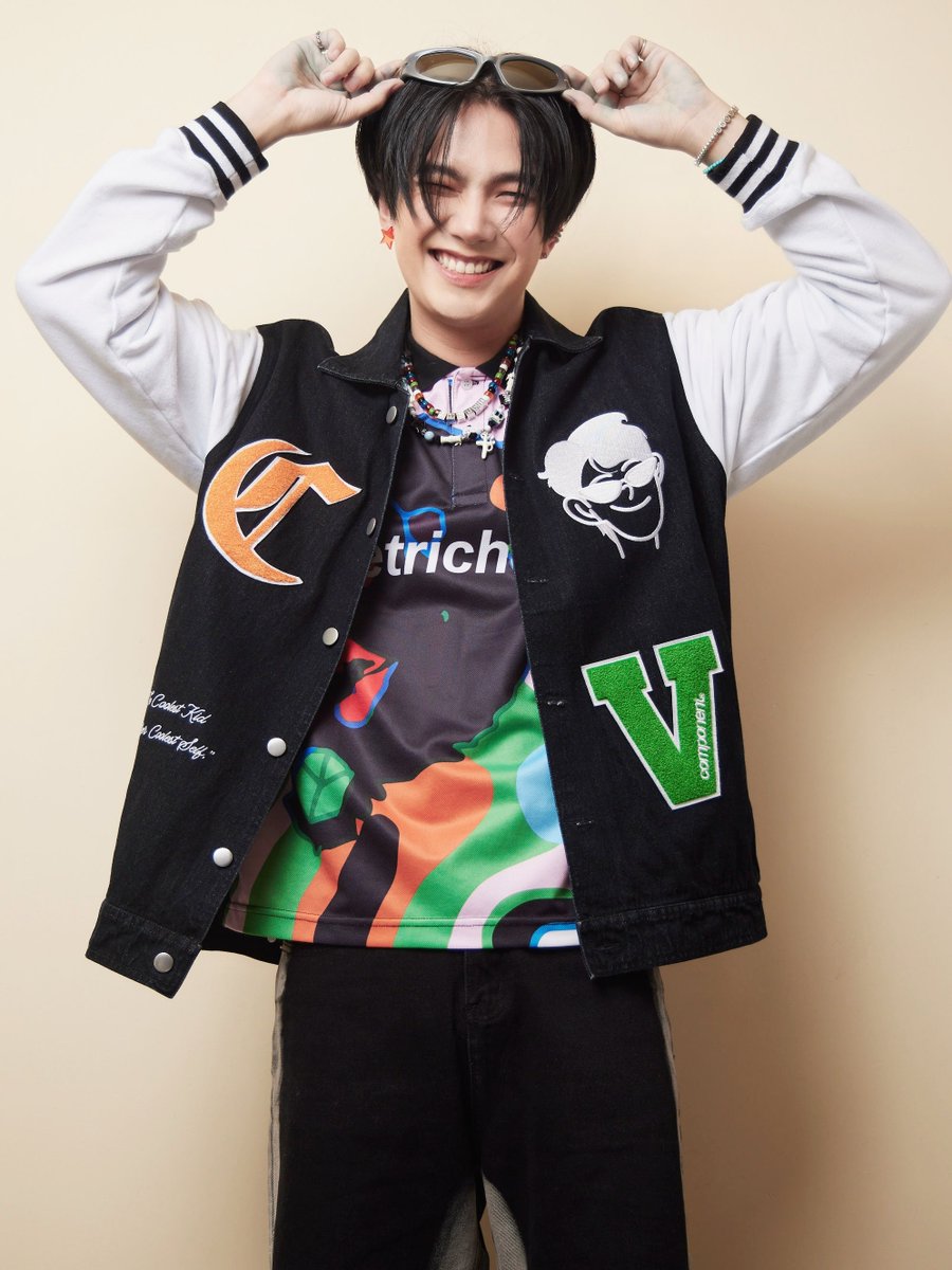 วันนี้พี่เลิฟรับบทแม่หมอ 
🔮 ราศีที่มีเกณฑ์ โชคดีได้
#BEYOURLUVEFANSIGN2024
มีดังต่อไปนี้
🫳🙏🏻ราศีเมษ, ราศีพฤษภ, ราศีเมถุน, ราศีกรกฎ, ราศีสิงห์, ราศีกันย์, ราศีตุล, ราศีพิจิก, ราศีธนู, ราศีมังกร, ราศีกุมภ์, ราศีมีน #BEYOURLUVEPHOTOBOOK
วันนี้ - 31 JAN 24
🛒bit.ly/beyourluve