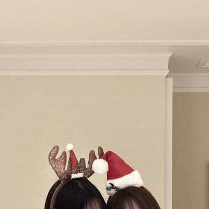 🤍🎄𝑀𝐸𝑅𝑅𝑌 𝐶𝐻𝑅𝐼𝑆𝑇𝑀𝐴𝑆 🎄🤍 https://t.co/CDB6Bg36Y3