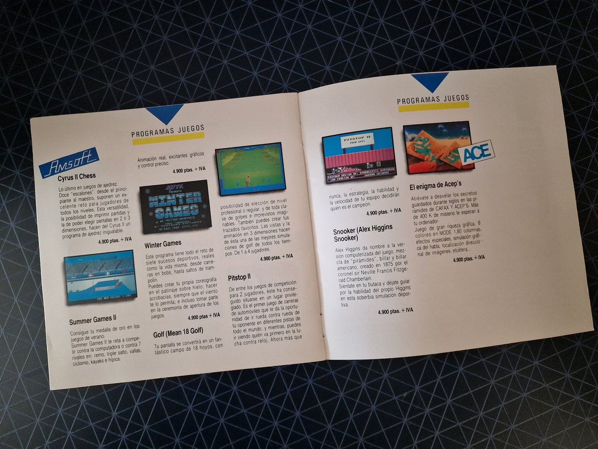 blackmores_'s tweet image. Aquel catálogo de #Microbyte (grupo #Indescomp) con el software y los videojuegos para el flamante @AmstradPC1512 allá por los años 90.