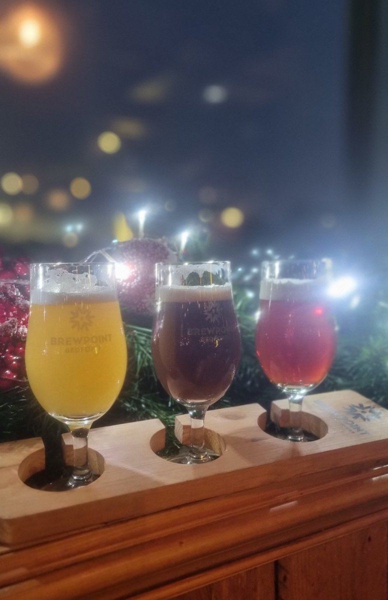 A warm Cheers to you this Christmas from your friends at Brewpoint! 🍻 🎄 #christmasbeer #christmas #localbrewery #bedford #bedfordbrewery #beerflight #craftbeerflight #craftbeergift #craftbeernerd