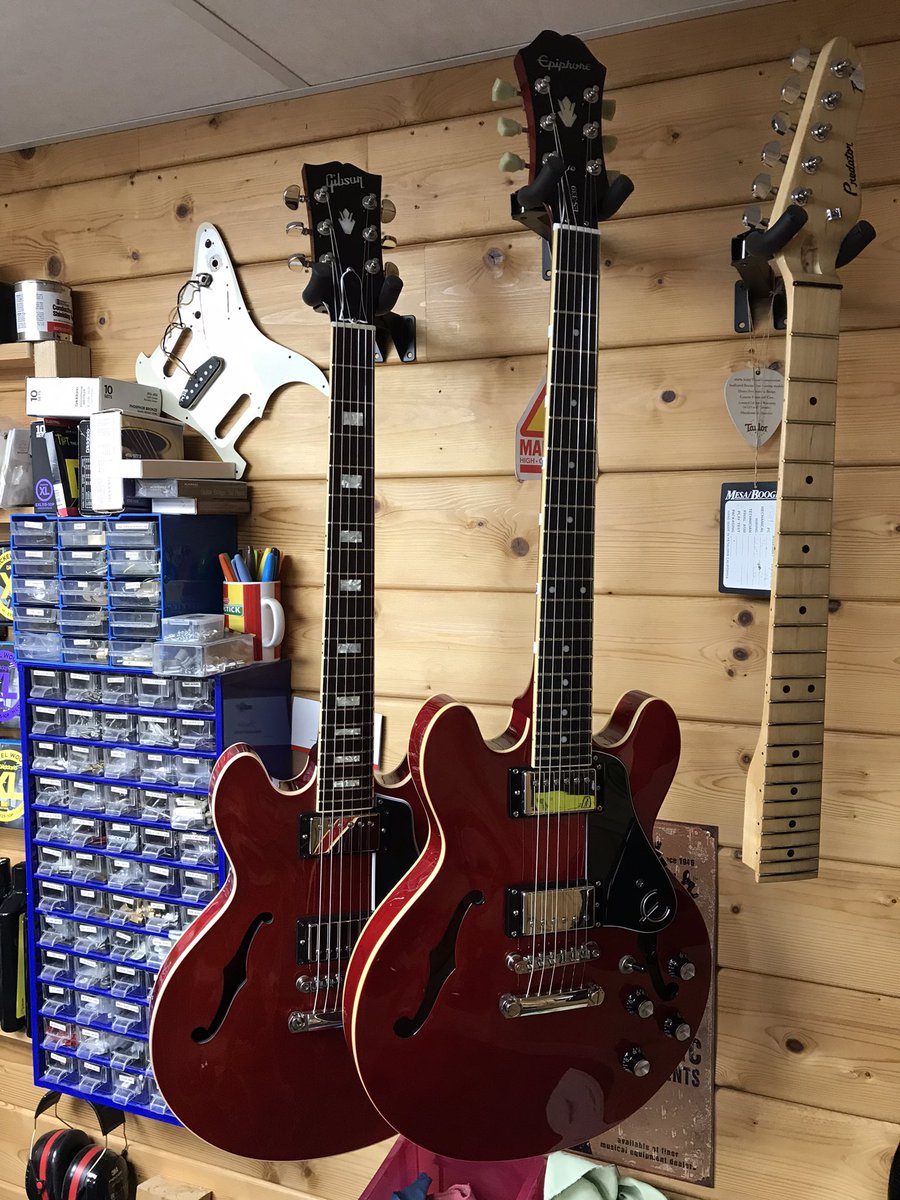 Merry Xmas &amp; happy new year to all our customers 🎉 🥳 🎈 🎉 here are some highlights from tail end of 2023: Tony Iommi custom fret dress &amp; setup, some Gibsons &amp; Epiphones all ready for final checks #blacksabbath #gibsonguitars #epiphoneguitars