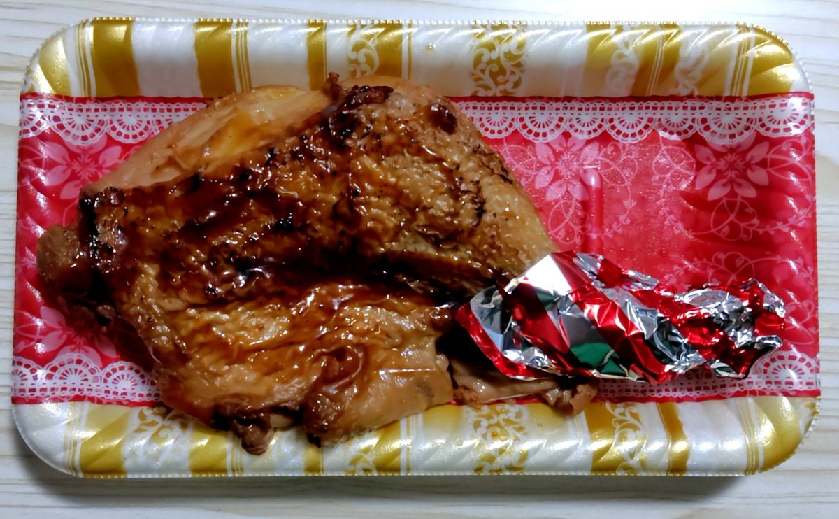MrKpony's tweet photo. 今夜はX’masEve🎄
3種のサラダ
ローストチキン🍗
ズワイガニ🦀のドリア
明日の予定を考えて
ノンアルのサングリア
#MOCKBar (モクバル)
これ🍾ノンアルなのに
なかなか美味しい😋 https://t.co/N5tY0IBLgH