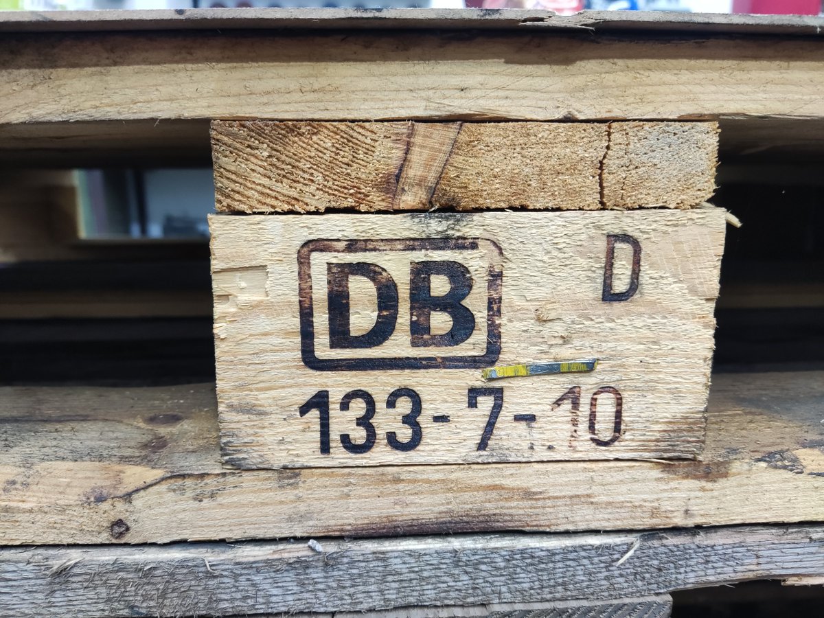 der_bummie's tweet image. Happy christmas and #leet holidays everyone! 🧤🥳☃️