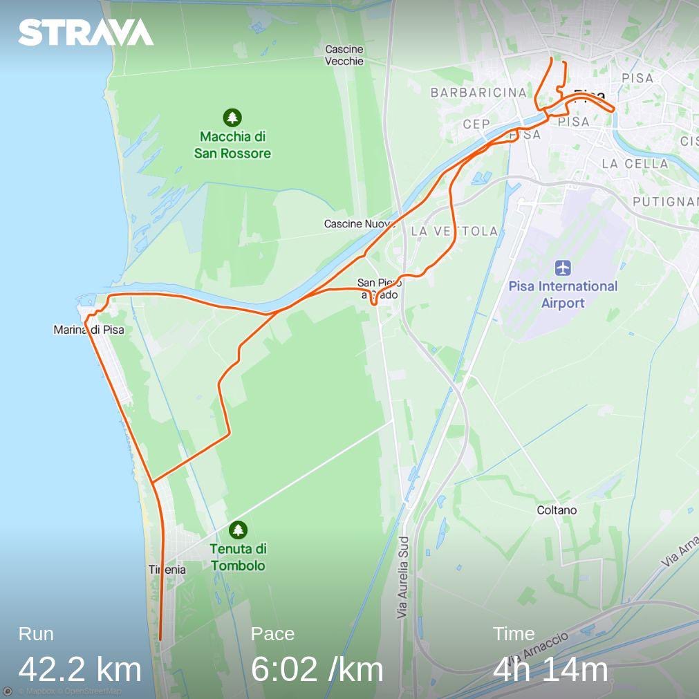 Really enjoyed a whistle stop trip to Pisa last weekend to be part of the official marathon pace team. Perfect conditions for running I was delighted to bring home the sub 4hr15 crew in 4.14.41. The finish line is pretty iconic and would definitely recommend the event. #Pisa