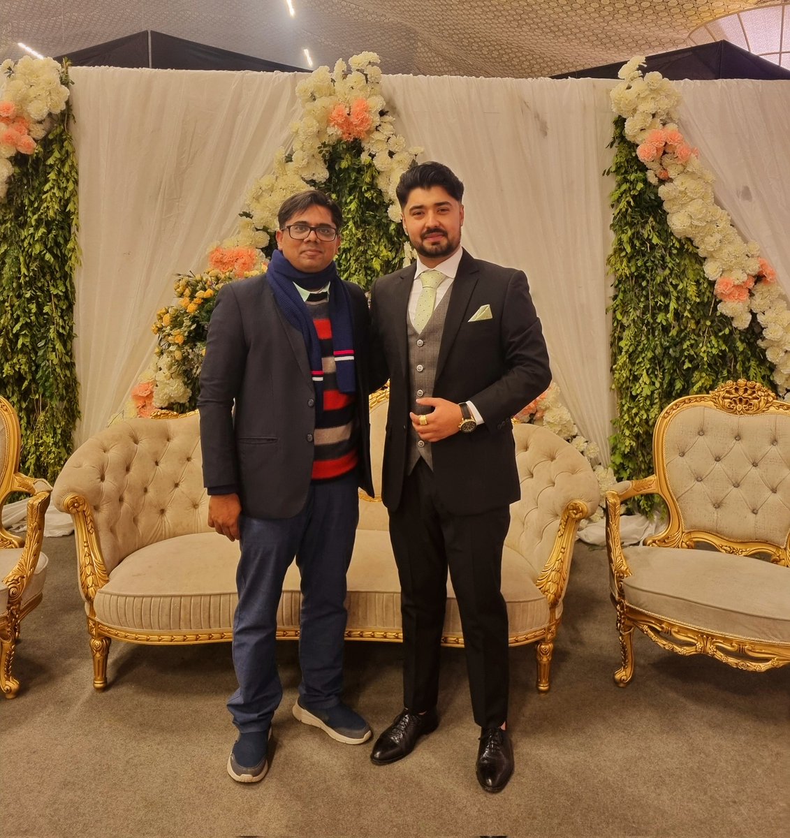 Jachattha's tweet photo. Life time event. Congratulations, Ahmad Faraz #Chattha, on your wedding reception. Absolutely fantastic. You were looking fabulous ❤️👍☘️. Stay blessed 🙌 and happy. Wellcome to married club and safe flight back to Brussels. It's good to see all together. Alhumdulilah. https://t.co/de4tlYp0xp