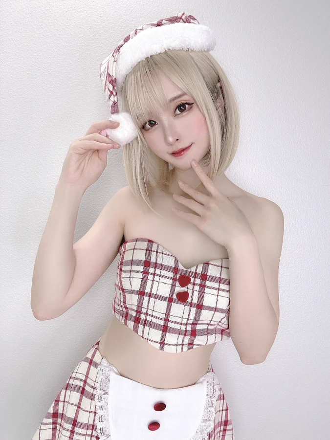 Asian girl Christmas costume