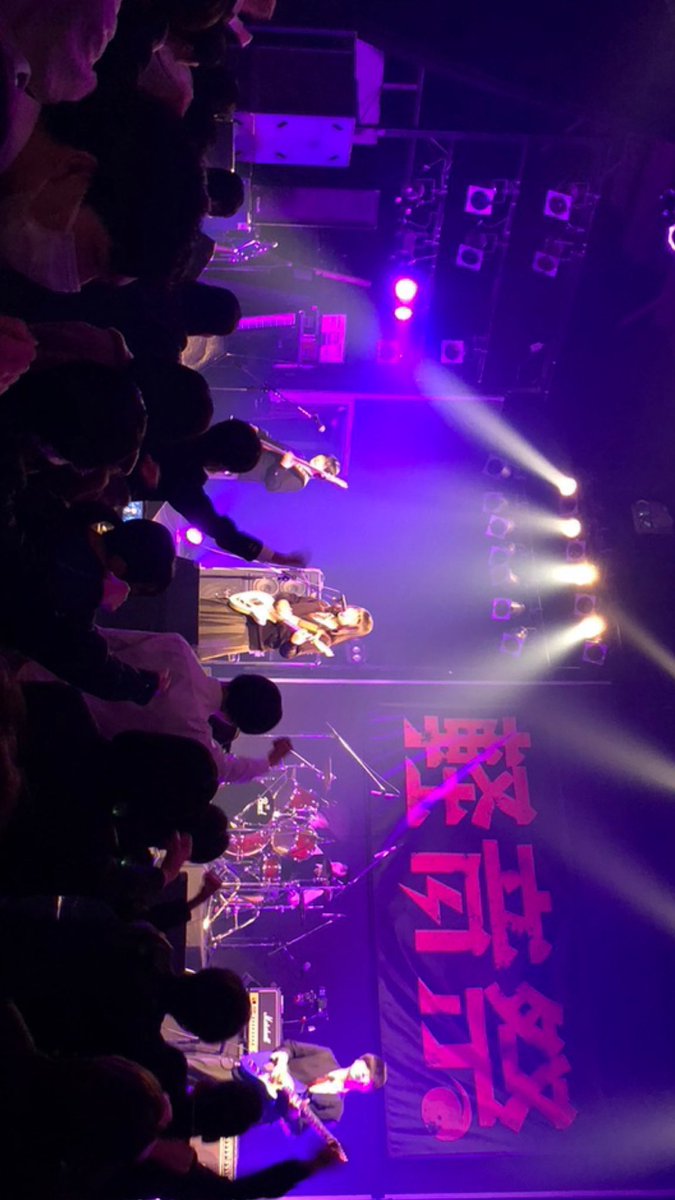 TANSAN_oO's tweet image. お疲れさまでした𓂃 𓈒𓏸◌
TANSAN最後の大会全力を出しきりました❕❕❕
賞をとることができずとても悔しいですが、最後は皆で笑顔でやりきったので何も悔いはないです!笑
バンドそれぞれに思いがあり、改めて音楽の温かさや素晴らしさに感動しました😭