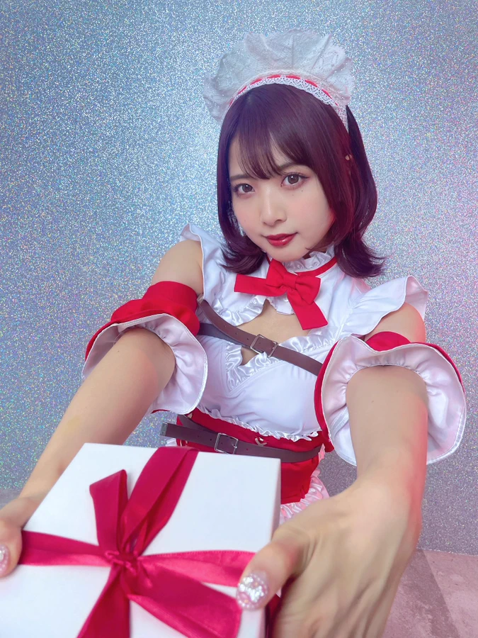 Asian girl Christmas costume