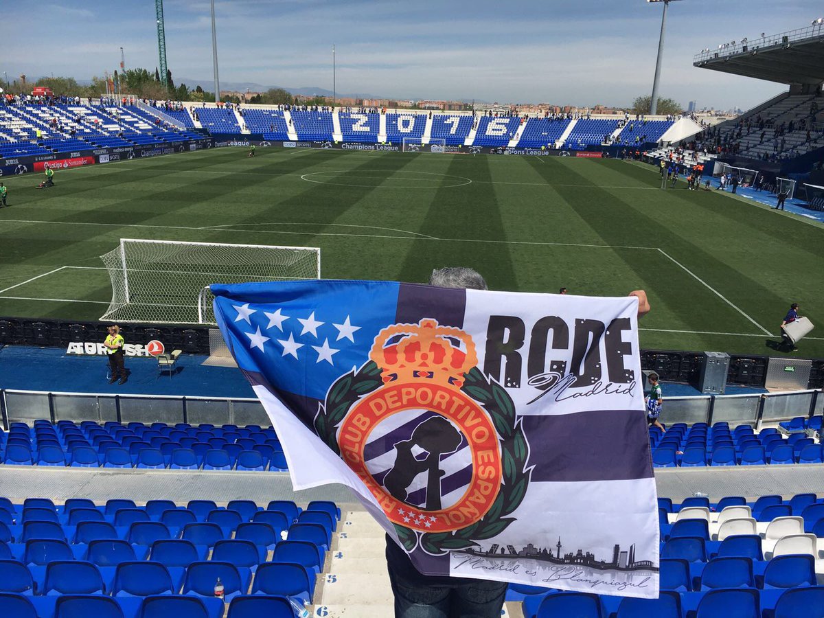 Rcde_Madrid's tweet photo. Desde Madrid os deseamos a todos los pericos del mundo felices fiestas 🎄🎁 https://t.co/EGXMulILJW
