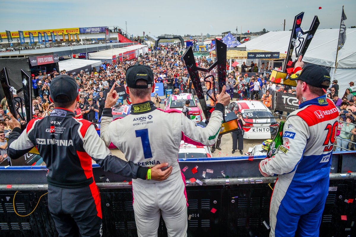 SuperTC2000's tweet photo. Simplemente gracias 👏🏼

Fue un 2023 impresionante 🏁, y eso todo gracias a ustedes. Nos vemos muy pronto, no se imaginan lo que nos espera 😎

🔜 #TC2000NextGen 🔥 https://t.co/JBJXEeJVtO