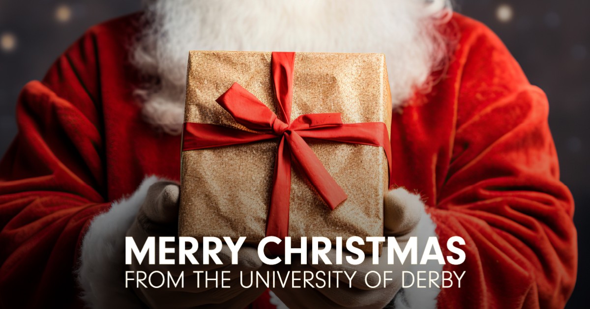 Season's Greetings and Merry Christmas from everyone at #DerbyUni! ❤️🎄  

We hope you have a festive, fun and restful winter break. ❄️

#Christmas2023 #SeasonsGreetings #LoveDerbyUni