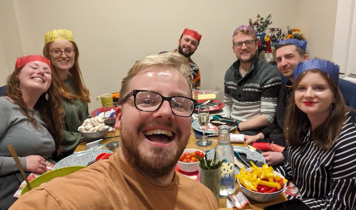 Merry Christmas everyone 🎅🏽🌲

We have had the most amazing year touring the UK! Thank you so much to every lovely audience member, <a href="/ace_national/">Arts Council England</a> for funding us and to <a href="/HGtheatre/">Harrogate Theatre</a> who have supported us making Happy Place 🎉

Cheers to 2023 and cheers to a lovely Christmas! 🌟