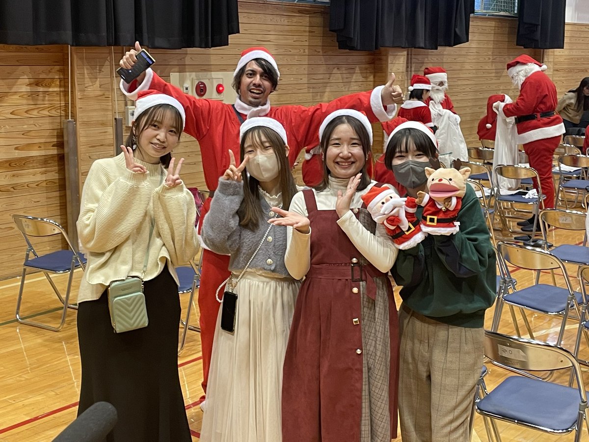 s_NPOcenter's tweet photo. 無事にミッション完了しましたとの報告をいただきました🤗✨皆さま、本当にお疲れ様でした❗️たくさんの感動をありがとうございました‼️今後と��よろしくお願い致します🙇‍♂️
#チャリティーサンタ
#チャリティサンタ北東京支部
#メリークリスマス
#ホーホッホッホ https://t.co/SV8zkpnLGu