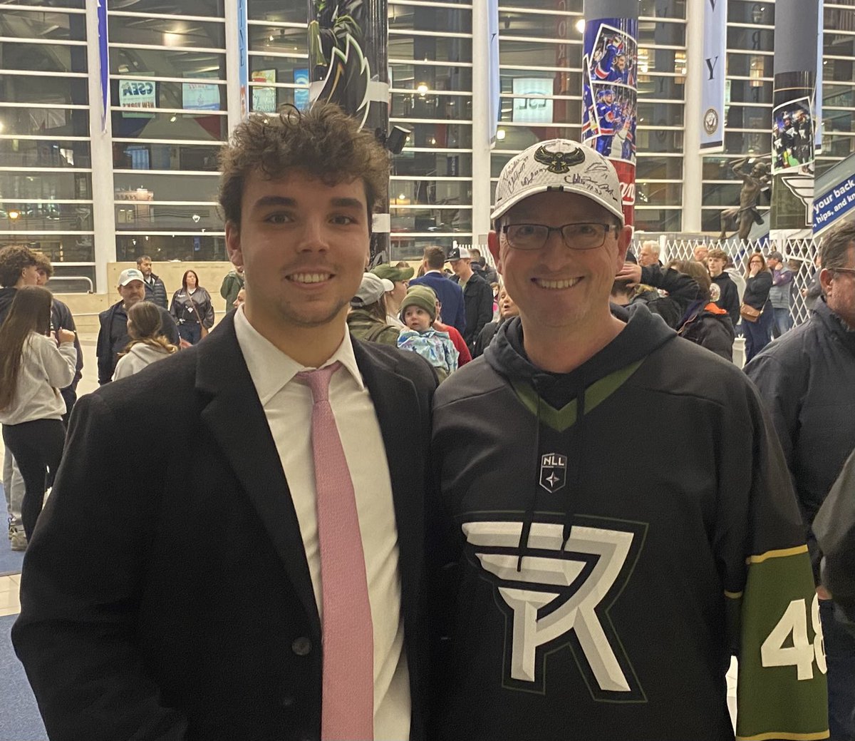 thomasjwwalters's tweet photo. The β¦@RocKnighthawksβ© had another win in an exciting game,
And I got to meet Thomas McConvey after the game!
π₯ππ₯
#ProLaxFan https://t.co/UcvgZgcUk4