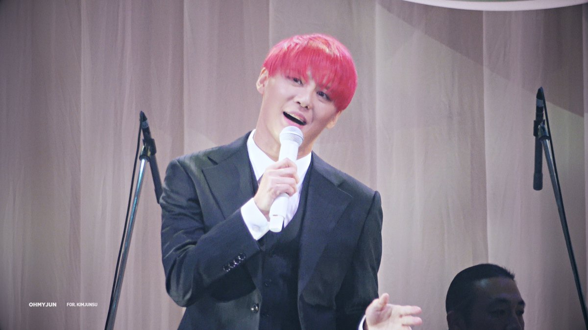 [VID] 231224 YOKAWAO’s Holiday Spectacular XIA 김준수 ジュンス - 왕이 된다는 것┃엑스칼리버
youtu.be/Wv04m9-r45g

#XIA #김준수 #시아준수 #XIA준수 #ジュンス #JUNSU #金俊秀