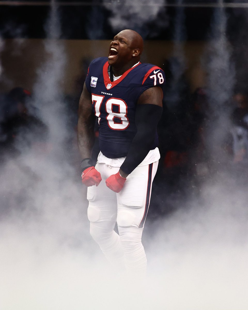 HoustonTexans's tweet photo. GET HYPED IT’S GAMEDAY 🗣️
 
#ProBowlVote + @KingTunsil78 https://t.co/3IkVXKPySo
