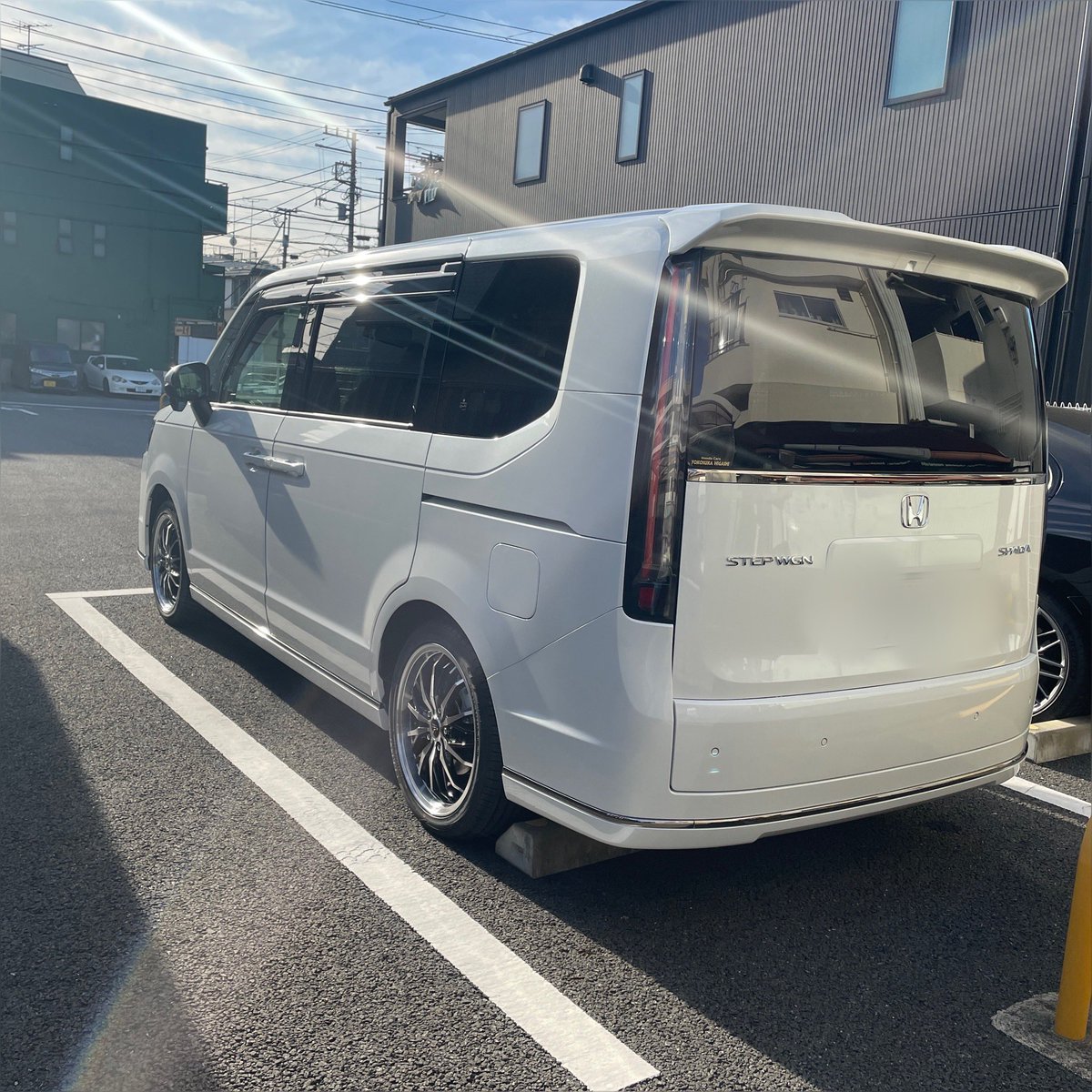 Junya1965's tweet photo. 一番高価なキャンプギア本日着弾‼️
来年の予定だったので少し早まったのですが、１１ヶ月待ちました😅
これからキャンプの相棒になります🚐

#meandhonda
#honda
#stepwagon
#stepwagonspada
#ホンダ
#ステップワゴン
#ステップワゴンスパーダ https://t.co/DGUCazTNQS