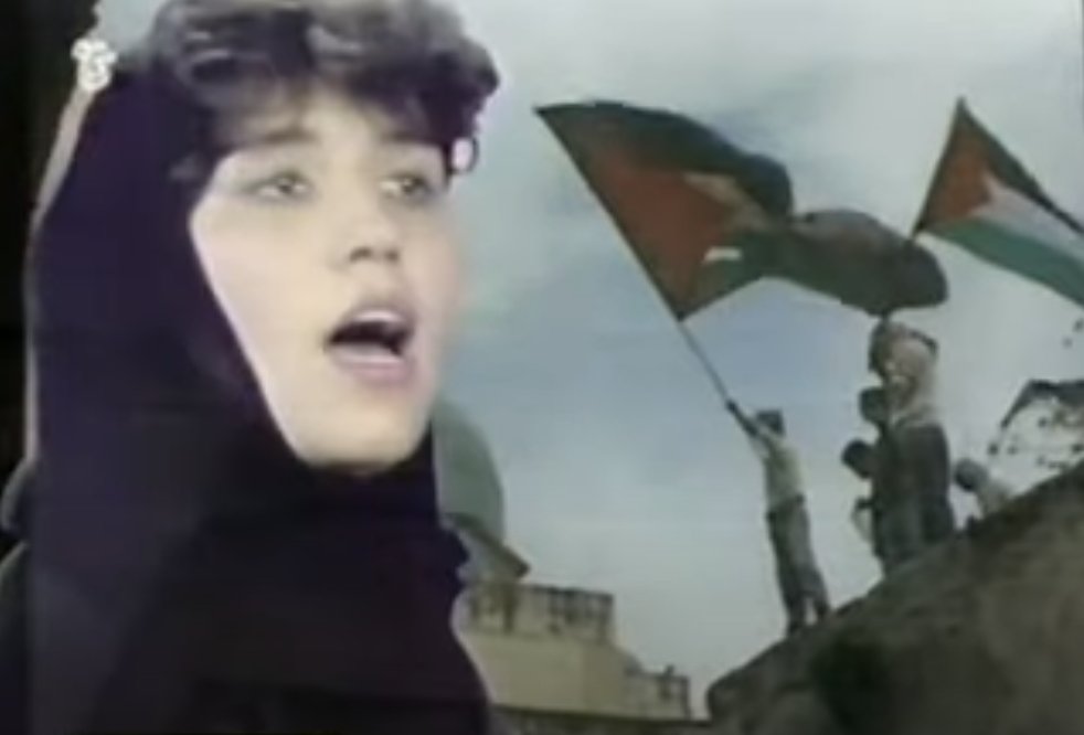 atlajala's tweet image. last night while scouring for a lost film, i stumbled onto an amazing online archive of almost 500 VHS transfers of Palestinian music performances/videos, mixed w/ theater, poetry, &amp;amp; films ranging from 70s to 90s. highly recommend a deep dive into this
youtube.com/@musicpalestin…