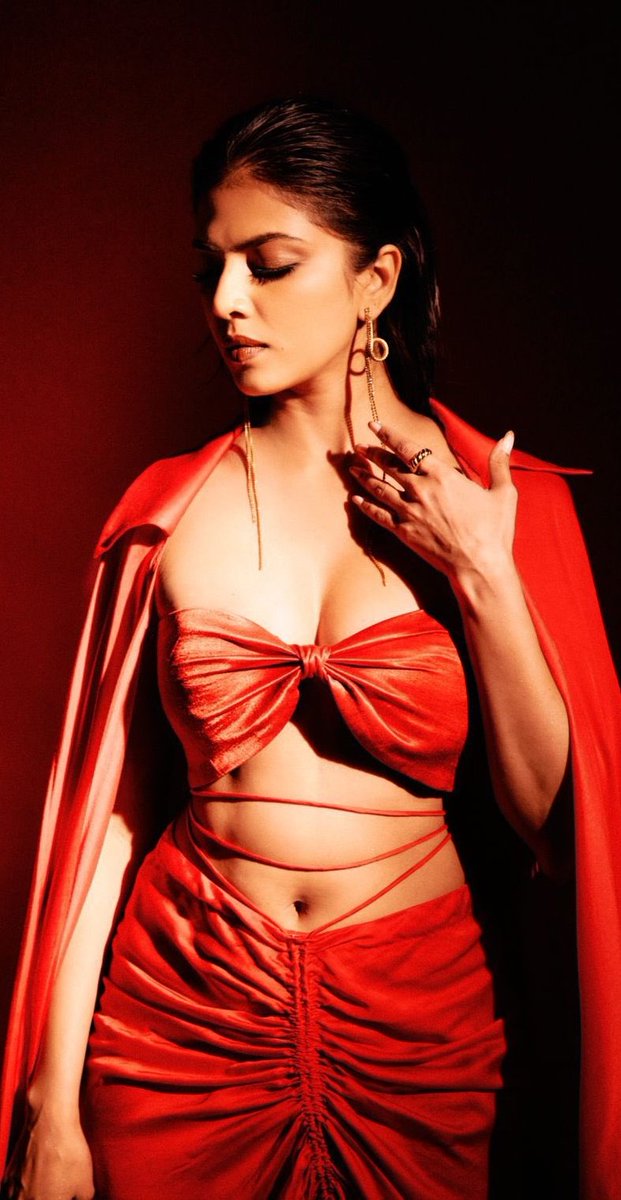 GCHir7ubkAAw02a?format=jpg&name=medium