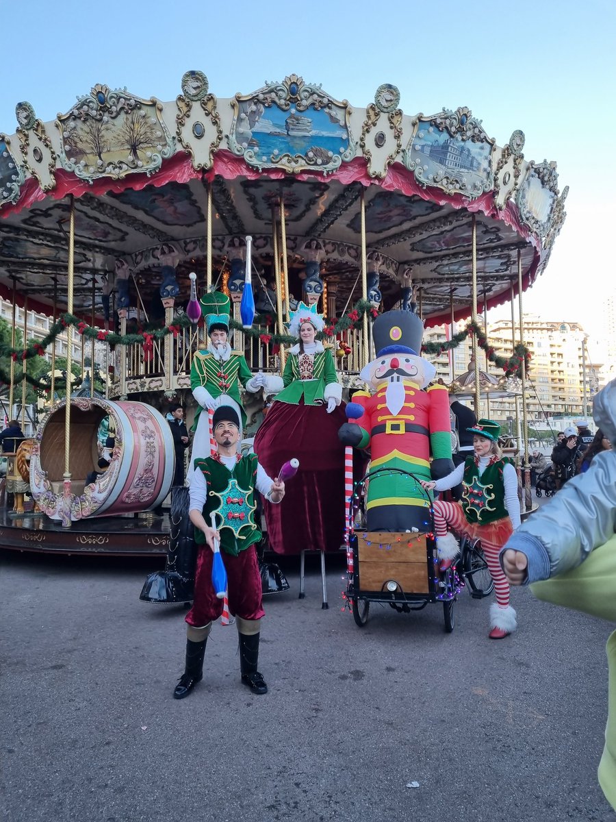 HCapitole's tweet photo. #Monaco #Noel2023 #hotelcapitole https://t.co/Pk8QKvSjmy