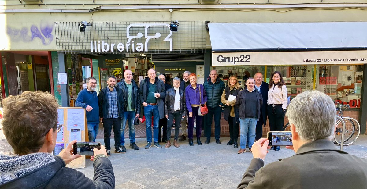 📕✍️ | <a href="/LLIBRERIA22/">LLIBRERIA 22</a> 📚👇