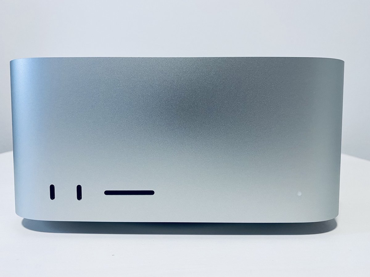 Rusty1281's tweet image. A year had passed since the new #Apple #MacStudio and #MacStudioDisplay. I would buy it again.

Powerful, stable, fast and silent. A perfect setup…