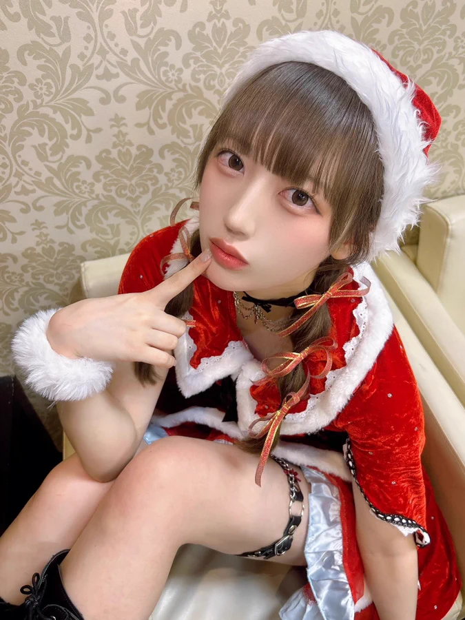 Asian girl Christmas costume