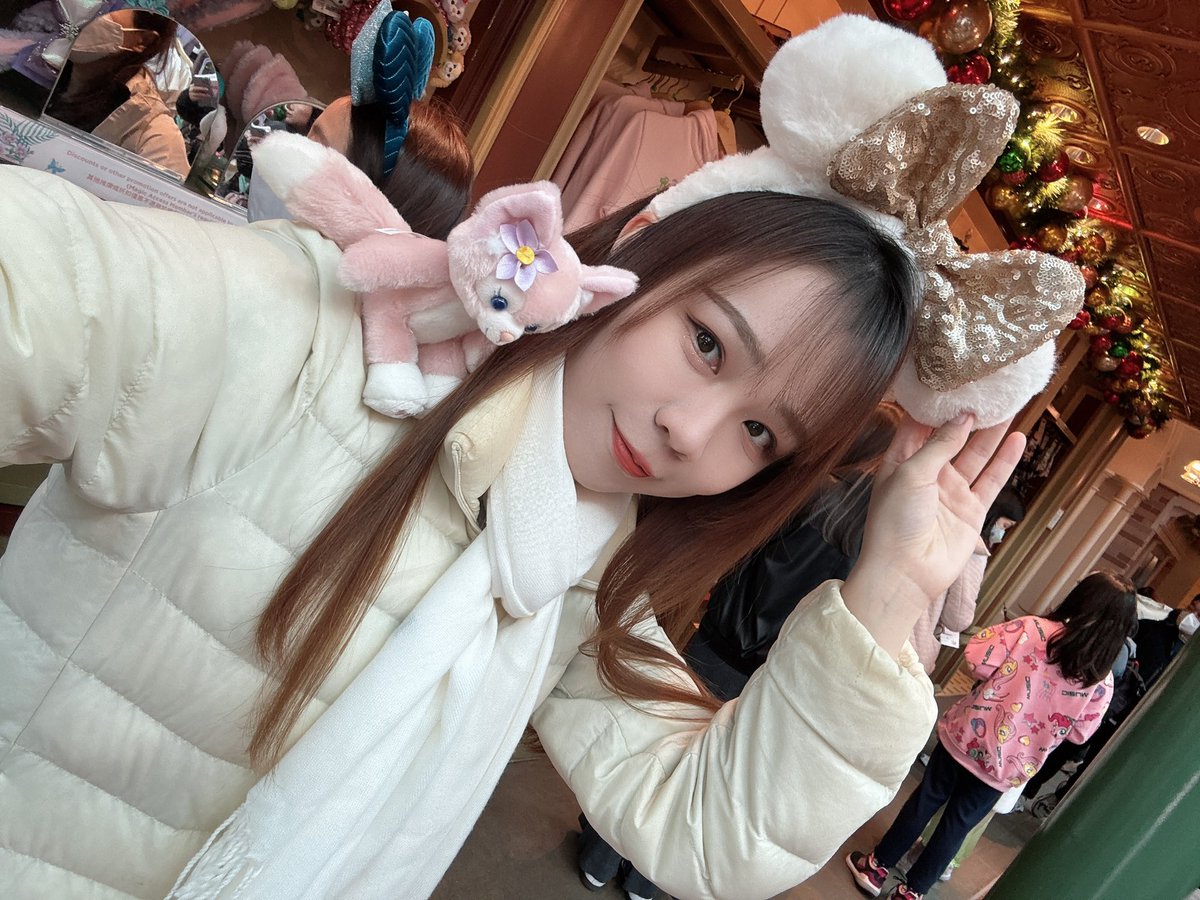 kkeellyy0229's tweet photo. 祝大家平安夜&amp;聖誕快樂🎄
。
。
。
。
。
。
咖哩不會告訴大家咖哩在平安夜很平安的訓了一整天🥱

💖未來相關活動💖

🐰上海活動 - 12.30

💙PoP Star New Year Countdown Party - 12.31

💖UP群聚 - 01.02

💙3MP - 01.06

💖Kare生誕 - 02.25

#cute #kawaii #可愛い #美女 #美腿 https://t.co/sQCsyosyDT