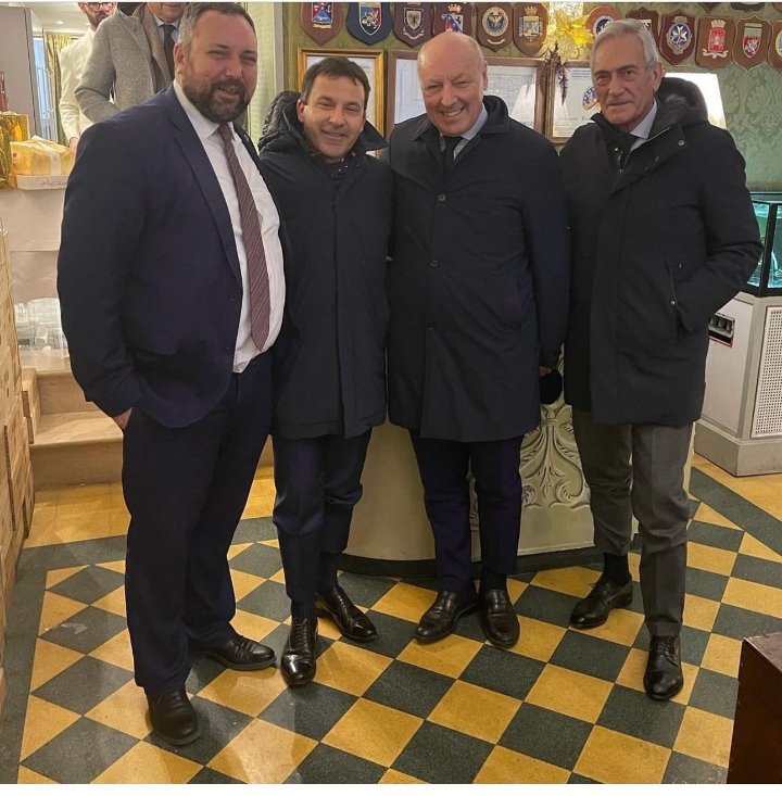 AsdrubaleCenta's tweet photo. @DAZN_IT Il Var...a merdeeeeee https://t.co/QeTTknLIz6