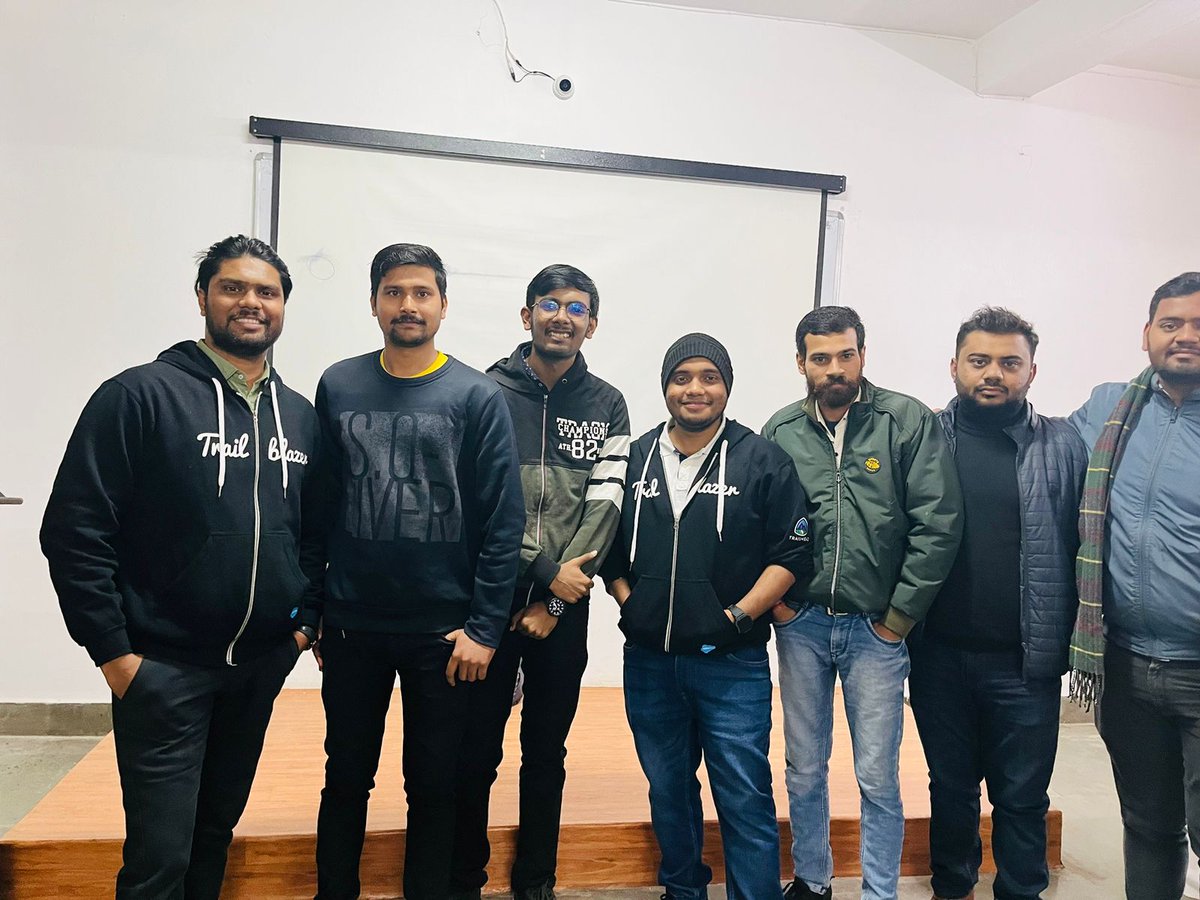 sfdcvaranasi's tweet photo. Our First In-Person event in Varanasi
It was Yesterday and the Vibes are still on for this event.
We gathered trailblazers all the way from the MP Institute Colleges of Varanasi to kick off their journey with Salesforce
#salesforce #trailblazercommunity #sfdcvaranasi #sfdcbanaras https://t.co/FxAmI3Q81r