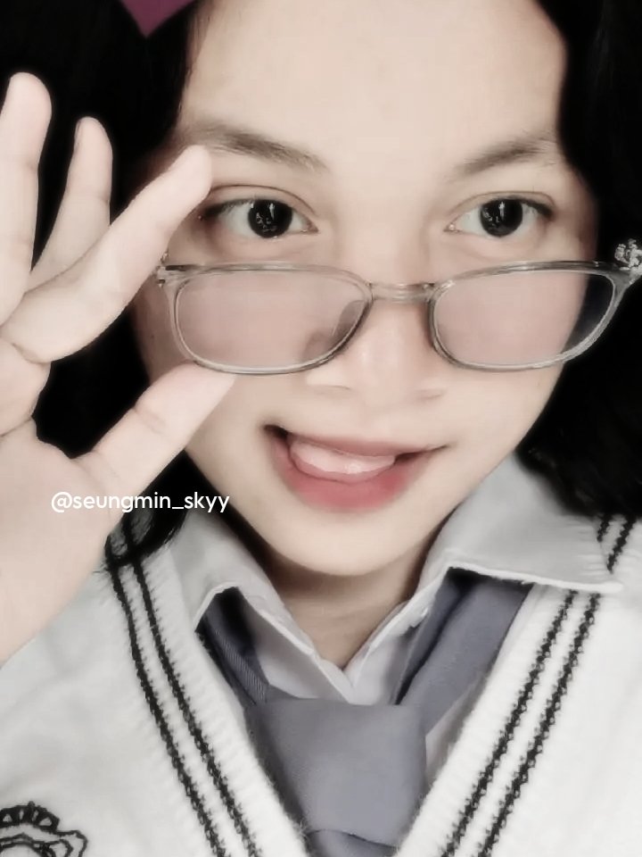 🥠 Aya 🥑 樂★ slr bgt ! (@seungmin_skyy) on Twitter photo with glasses 🤓♡!
—(✿)—
#SSD #StaySelcaDay #StrayKids #스트레이키즈 #양정인 #Jeongin #IN #아이엔 #StayBeautiful <a href="/Stray_Kids/">Stray Kids</a> with glasses 🤓♡!
—(✿)—
#SSD #StaySelcaDay #StrayKids #스트레이키즈 #양정인 #Jeongin #IN #아이엔 #StayBeautiful <a href="/Stray_Kids/">Stray Kids</a>
