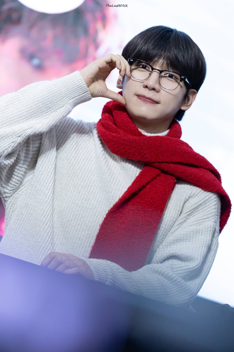 The_Last_Hyuk's tweet photo. 20231224 메이크스타 대면 팬싸인회

효기 볼하트♥

#빅스 #VIXX
#혁 #HYUK #한상혁
#CONTINUUM https://t.co/P40FluAhh8