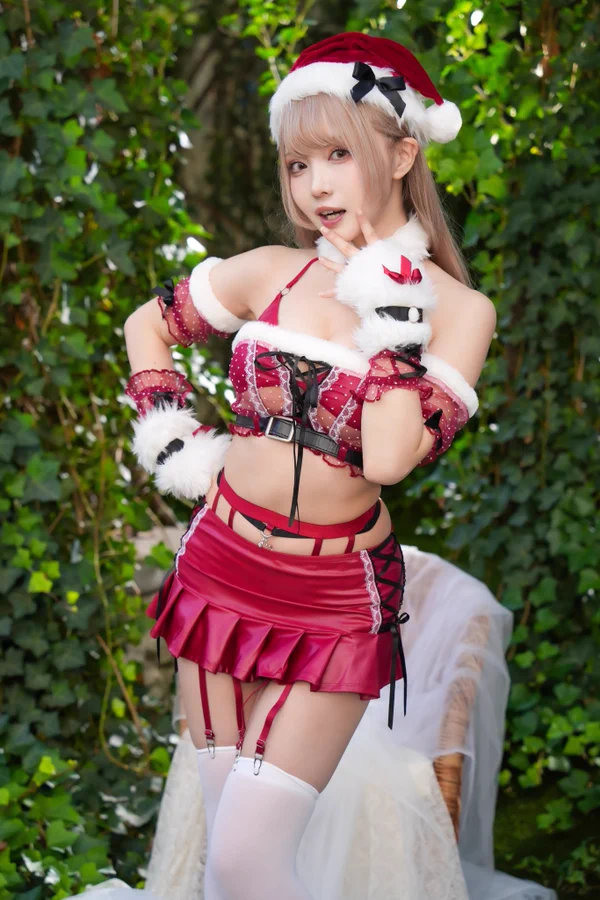 Asian girl Christmas costume