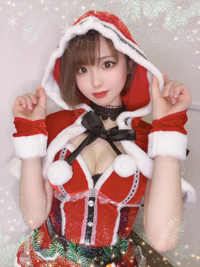 Asian girl Christmas costume