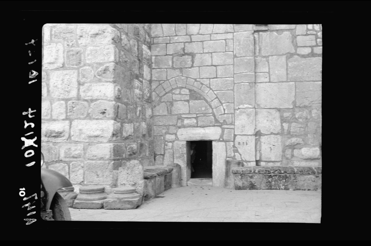 cdmblogs's tweet photo. Christmas in mourning, in Bethlehem and Beirut, and music beyond https://t.co/2g5KjaJrR8 with @radioalhara in Palestine and still more solidarity compilations expressing grief and calling for action. https://t.co/9ua6DV92Cx