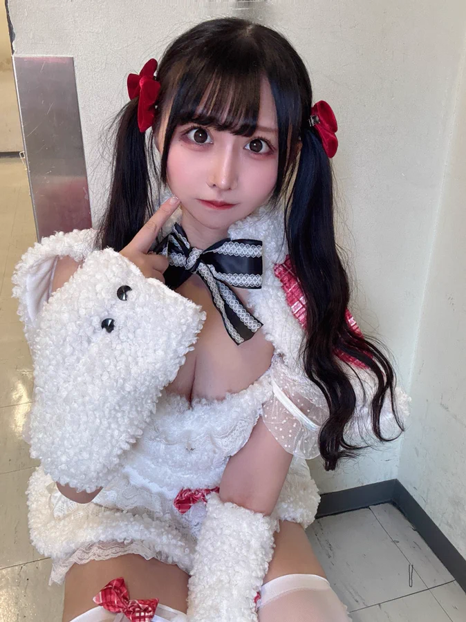 Asian girl Christmas costume