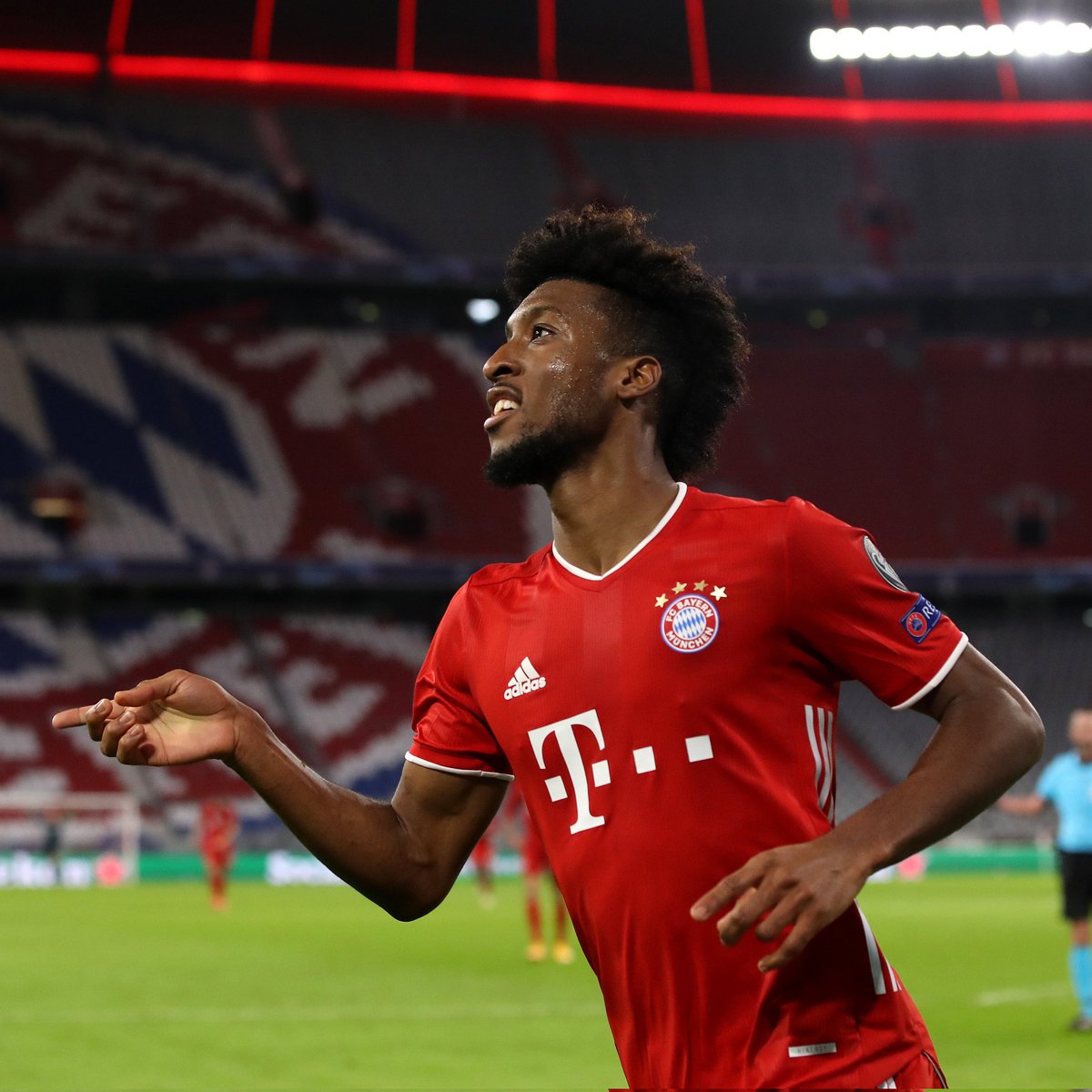 nonewthing's tweet photo. there are 4 great winger archetypes

—The ‘Breaker’ (1v1 demons like Coman/Doku)

—The ‘Runner’ (in-behind goal-getters like Son/Martinelli)

—The ‘Creator’ (special final ball like Raphinha/CHO)

—The ‘Magician’ (super high IQ with a variety of tools like Yamal/Saka) https://t.co/Q337nkBdTA